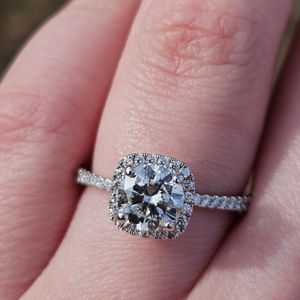 14K 💎 Diamond 1.25CT White Gold Halo Half Eternity Engagement Ring Size 7.75